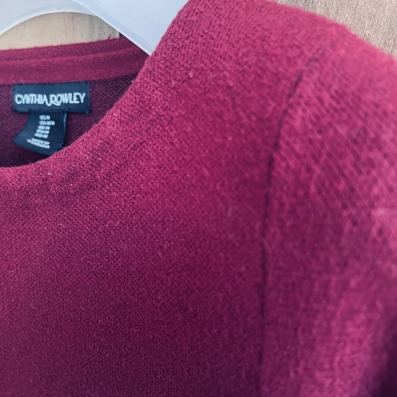 Cynthia Rowley Knit Sweater Red Maroon 3/4 Sleeve  Turn-ups Trim Top Size M - Picture 5 of 13